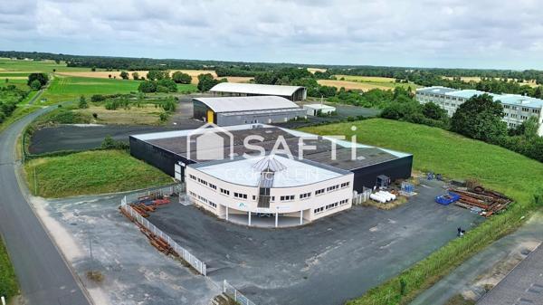 Site industriel avec bureaux et entrepôts