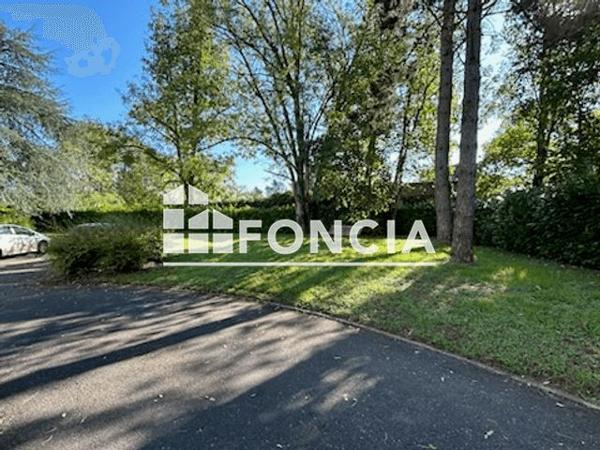 Location Appartement 3 pièces 65 m² - RESIDENCE DE L'AQUEDUC - 15 RUE DE LA JEUNESSE Poitiers 86000