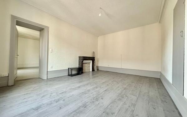 Appartement à vendre    3 pièces • 64,58 m2 Gray