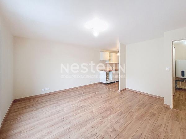 Studio refait à neuf en plein centre-ville d'Angerville 29m²