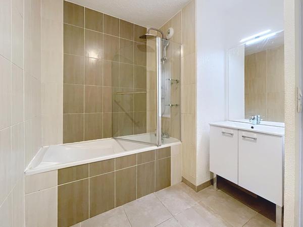 T3 AU PIED DES NOUVELLE HALLES VEDASIENNES