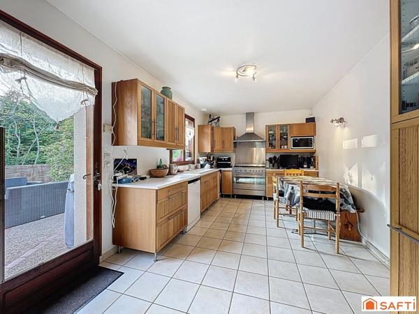 Au calme et proche de toutes commodités et gare