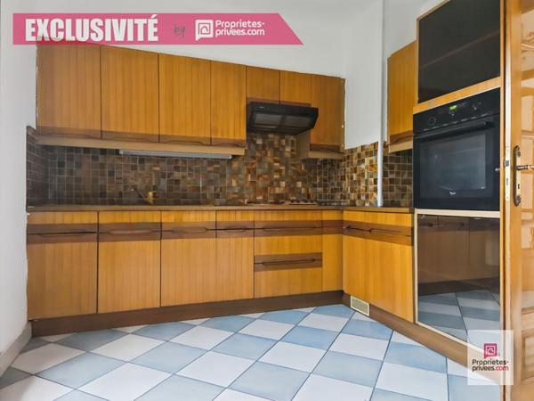 Wattrelos (59150) CENTRE-VILLE, plain pied composé de 3 chambres, jardin, garage