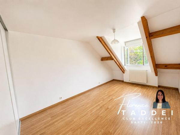 Maison jumelée récente au calme absolu