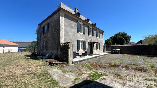 Maison  6 pièce(s) 177 m2