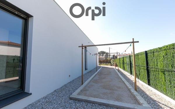 Maison à vendre    6 pièces • 280 m2 Le Soler