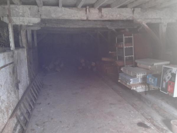 CORPS DE FERME AVEC DEPENDANCES TERRAIN ET VERGER