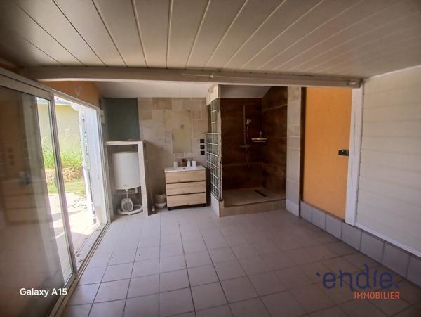 Maison de plain pied de 162 m² avec piscine, pool house, double garage à HAGETMAU