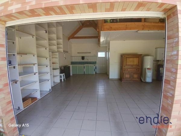 Maison de plain pied de 162 m² avec piscine, pool house, double garage à HAGETMAU