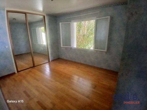 Maison de plain pied de 162 m² avec piscine, pool house, double garage à HAGETMAU