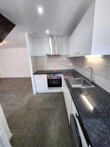 Immeuble à vendre 8 pièces de 205 m²