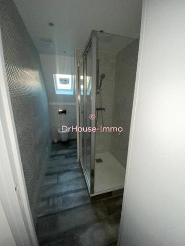 Immeuble à vendre 8 pièces de 205 m²