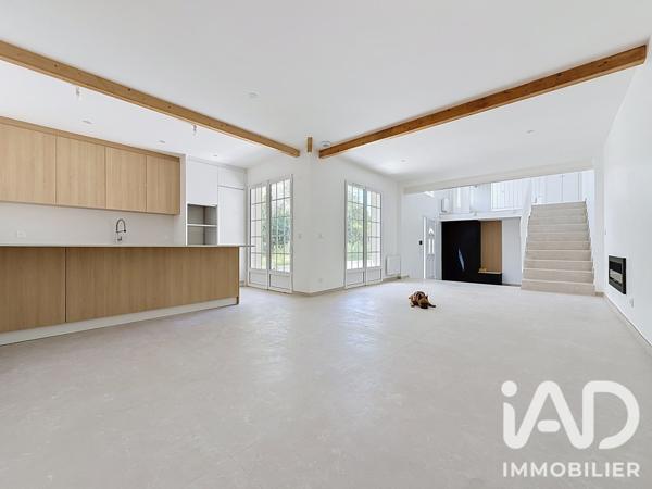 Maison à vendre 6 pièces 115,14 m² Sainte-Geneviève-des-Bois