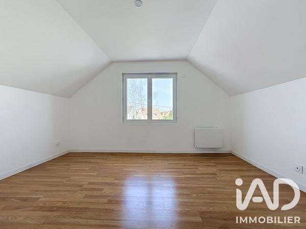 Maison à vendre 6 pièces 115,14 m² Sainte-Geneviève-des-Bois