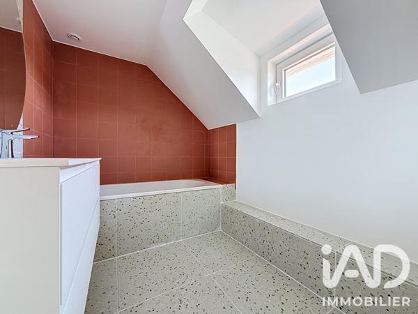 Maison à vendre 6 pièces 115,14 m² Sainte-Geneviève-des-Bois