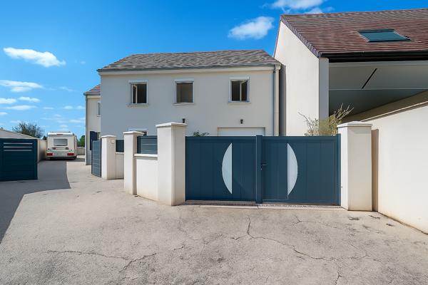 Maison mitoyenne de 163m2 à Saulon-La-Rue