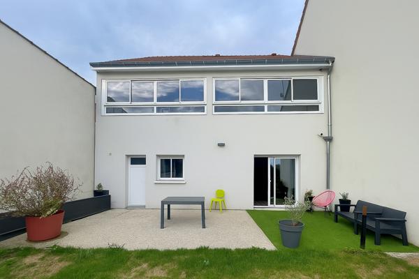 Maison mitoyenne de 163m2 à Saulon-La-Rue