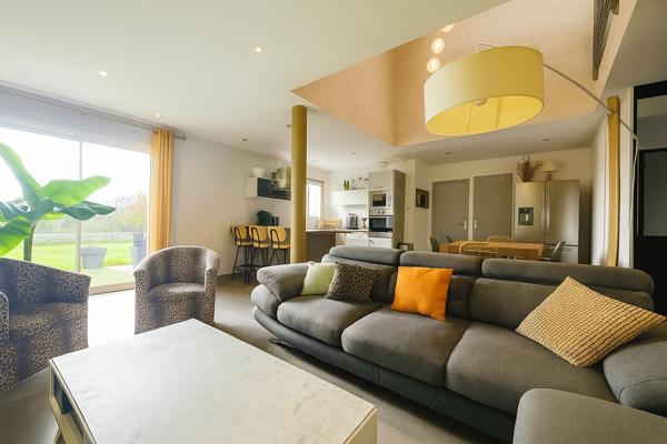 Maison mitoyenne de 163m2 à Saulon-La-Rue