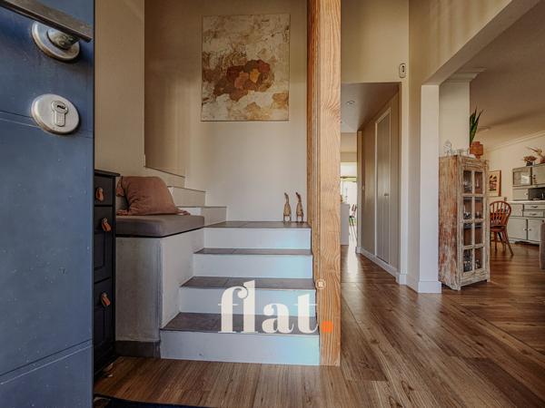 MAISON NON MITOYENNE | 161 m² | 4 CHAMBRES + BUREAU | RÉNOVÉE | DOUBLE GARAGE |