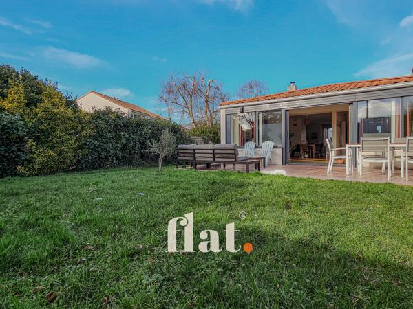 MAISON NON MITOYENNE | 161 m² | 4 CHAMBRES + BUREAU | RÉNOVÉE | DOUBLE GARAGE |