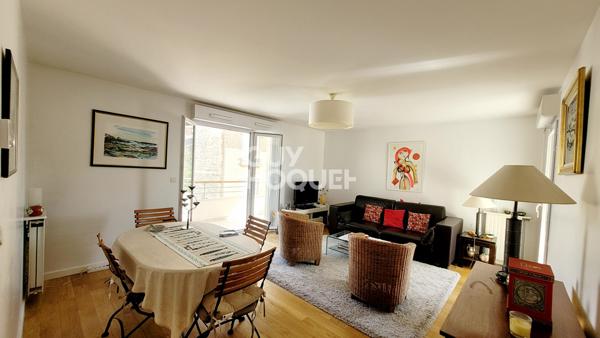 BOIS COLOMBES/ 3 P 73 M² BALCONS ET DOUBLE BOX