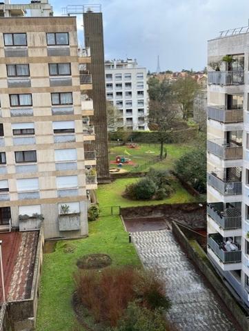 Garches (92380) 2P VUE TOUR EIFFEL