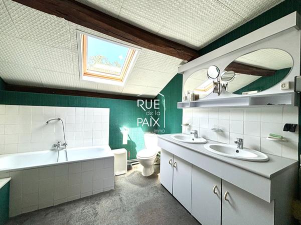 79200 PARTHENAY Maison de caractère à Parthenay