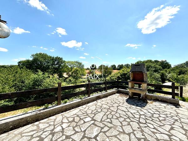 79200 PARTHENAY Maison de caractère à Parthenay