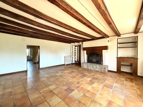 79200 PARTHENAY Maison de caractère à Parthenay