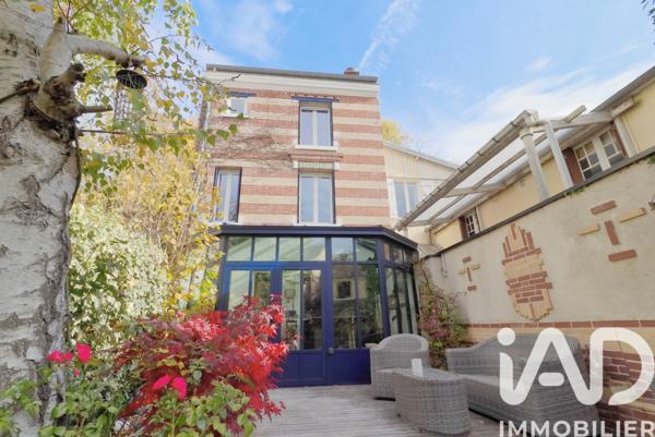 Maison à vendre 5 pièces 113 m² Bougival