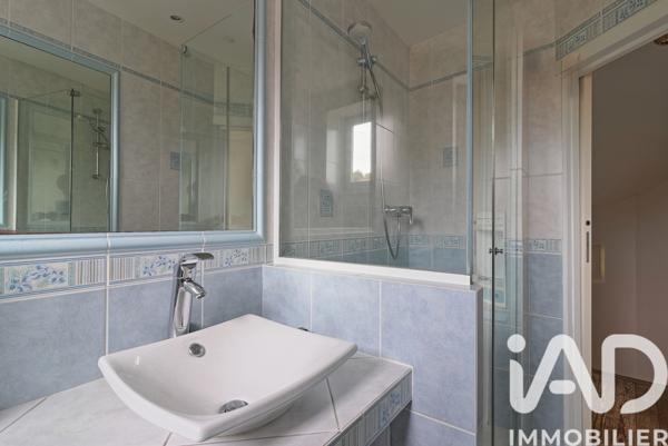 Maison à vendre 5 pièces 113 m² Bougival