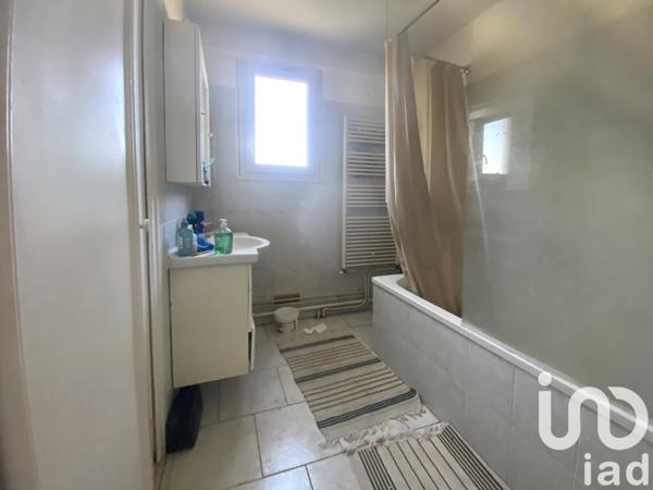 Apartment for sale 4 rooms 82 m² Vitry-sur-Seine