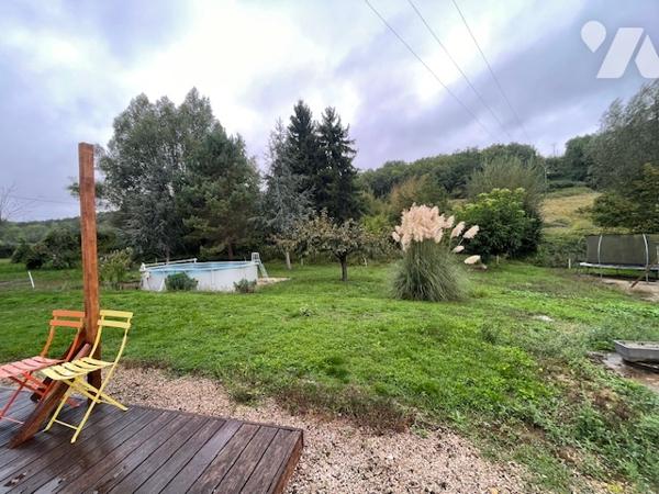 Pavillon de plain-pied de 2007 en très bon état sur terrain de 2 352 m2.