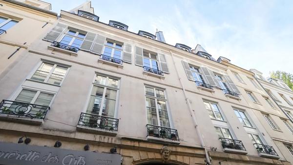 Appartement Paris 6e - SAINT-ANDRÉ DES ARTS