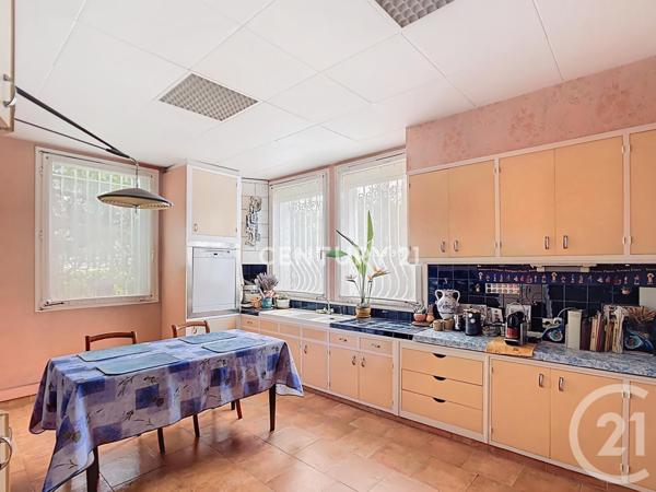 Maison à vendre  4 pièces - 222,90 m2 AUBAGNE - 13