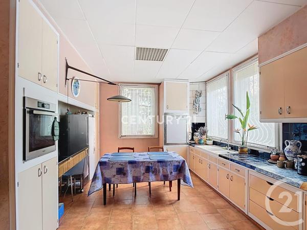 Maison à vendre  4 pièces - 222,90 m2 AUBAGNE - 13