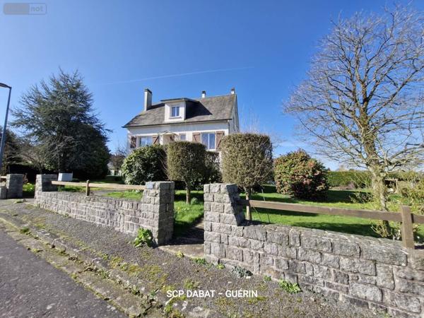 Maison à vendre à Saint-Hilaire-du-Harcouët dans la Manche (50730), ref : 8472