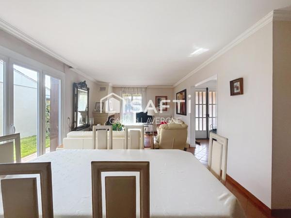 Castelginest: 151 m², piscine, 845 m²