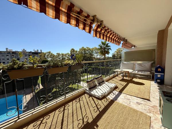 Nice (06200) MAGNAN / FABRON ----- T3 MEUBLÉ rénové d'environ 61m² + terrasse SUD 16m²