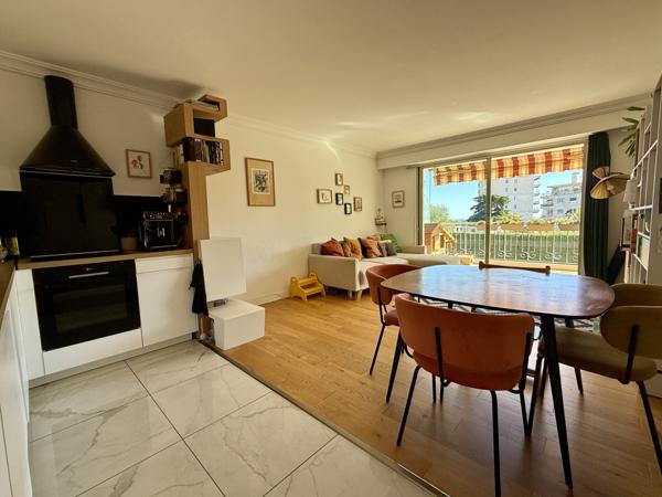 Nice (06200) MAGNAN / FABRON ----- T3 MEUBLÉ rénové d'environ 61m² + terrasse SUD 16m²