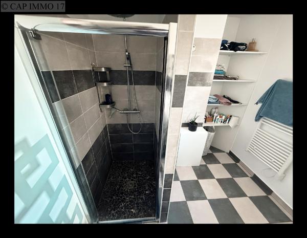 Maison de 100,75 m² en vente à AXE LA ROCHELLE - NIORT