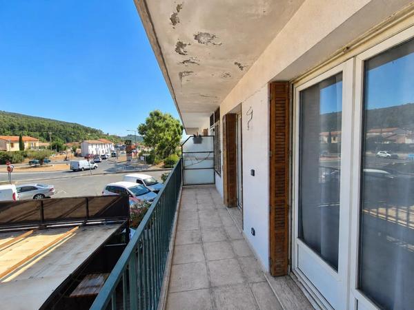 Vente                                                      Appartement
                        
                     3 pièces                      60 m2                     à Le Luc