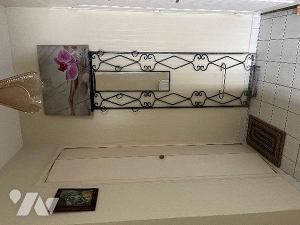 DINAN - RDC d'une petite copropriété - appartement rénové de 2 chambres