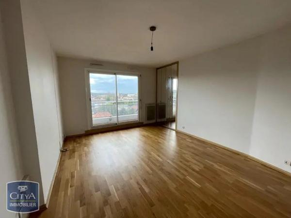 Appartement à louer 2 pièces 53.24m² Pau (64000)