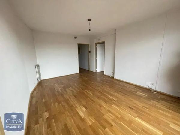 Appartement à louer 2 pièces 53.24m² Pau (64000)