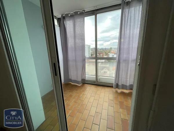 Appartement à louer 2 pièces 53.24m² Pau (64000)
