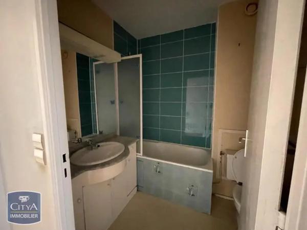 Appartement à louer 2 pièces 53.24m² Pau (64000)