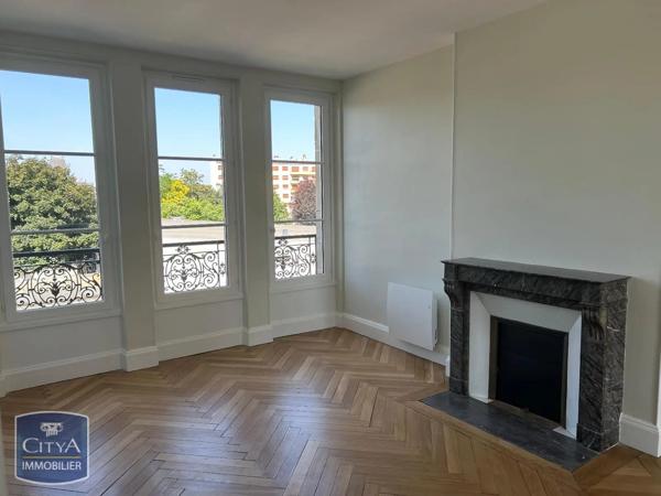 Appartement à louer 2 pièces 53.65m²