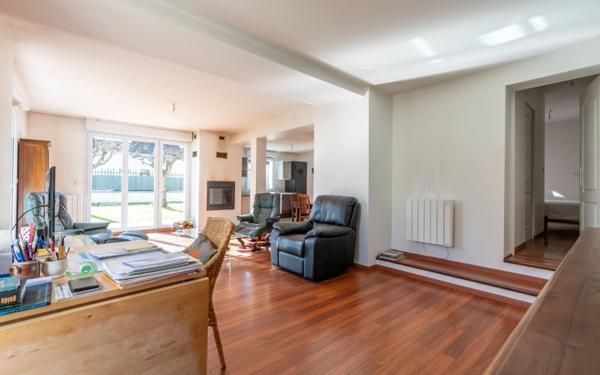 Maison à vendre    7 pièces • 130 m2 Maisons-Alfort