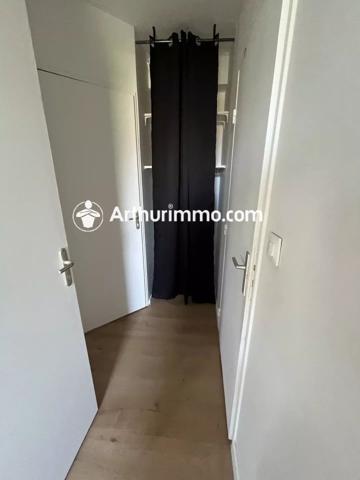 Location                                                      Appartement
                        
                     1 pièces                      30 m2                     à Savigny-le-Temple